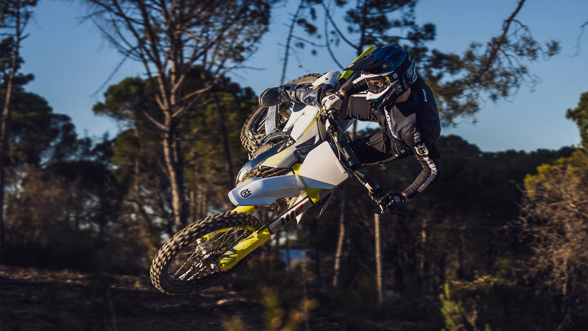 TC 250