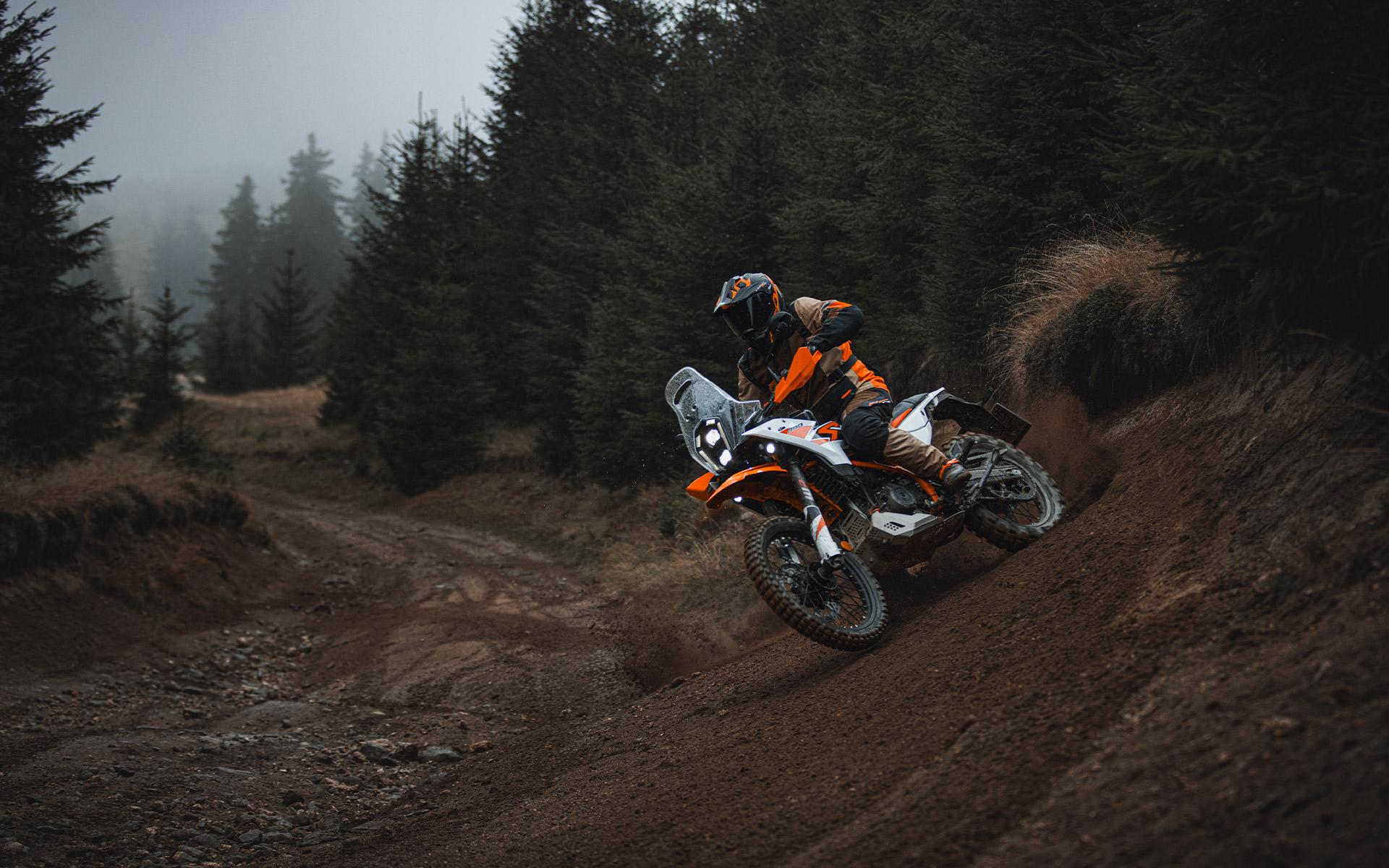 390 Adventure R